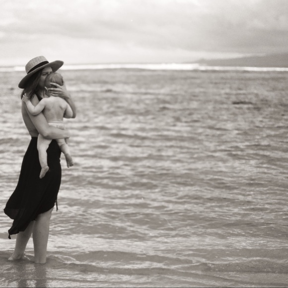 Meet Me/Bookmark closet - Picture 4 of 11